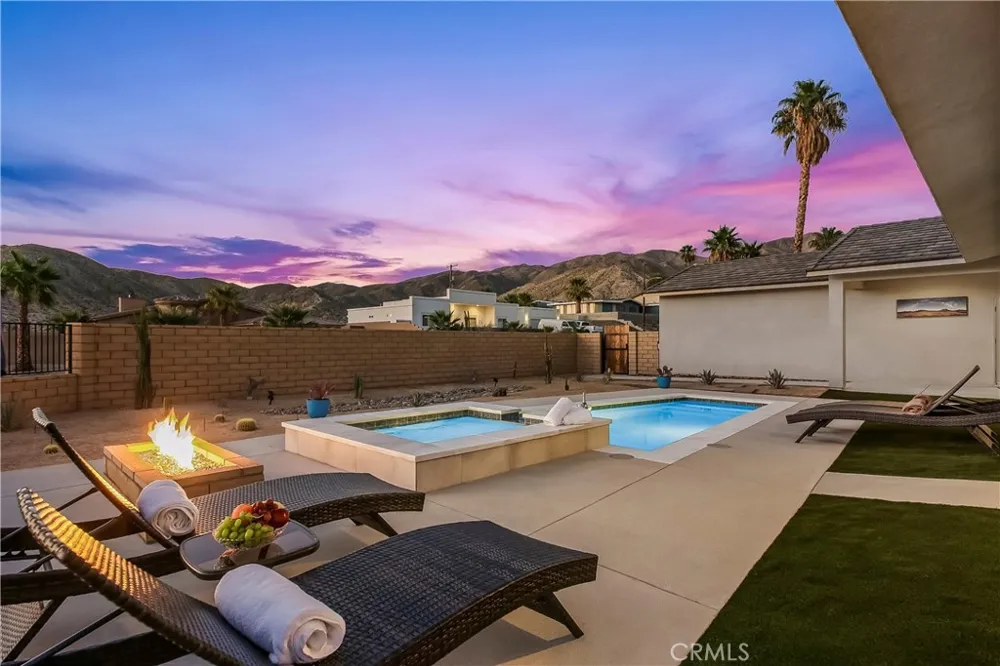 9190 Puesta Del Sol Desert Hot Springs, CA 92240