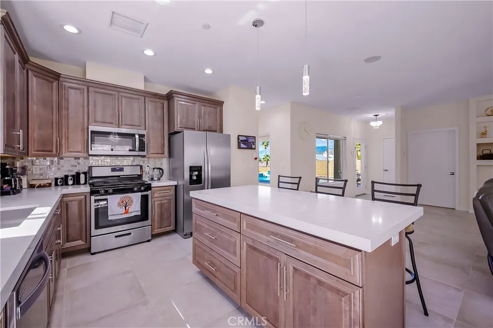 9190 Puesta Del Sol Desert Hot Springs, CA 92240