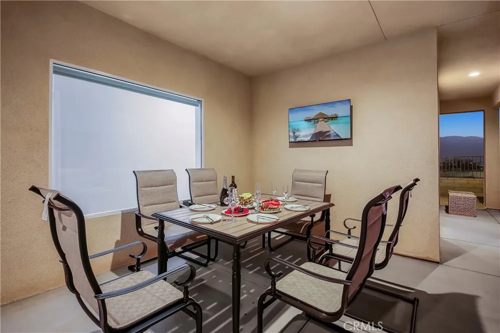 9190 Puesta Del Sol Desert Hot Springs, CA 92240