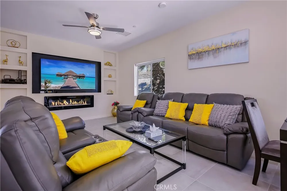9190 Puesta Del Sol Desert Hot Springs, CA 92240