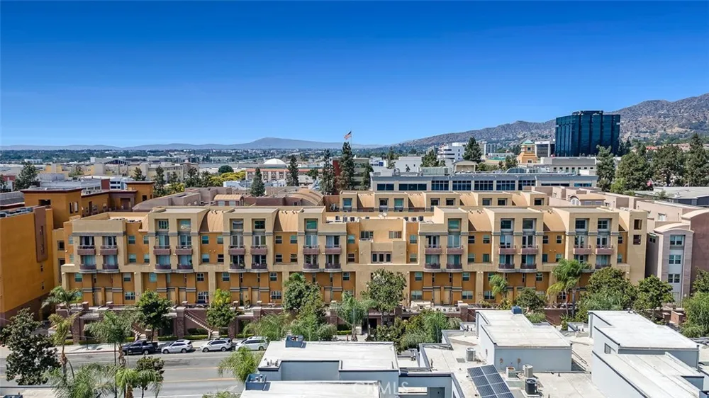 201 E Angeleno Avenue #326 Burbank, CA 91502