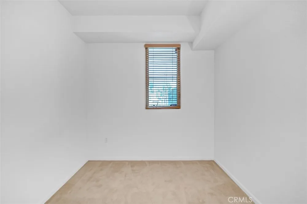 201 E Angeleno Avenue #326 Burbank, CA 91502