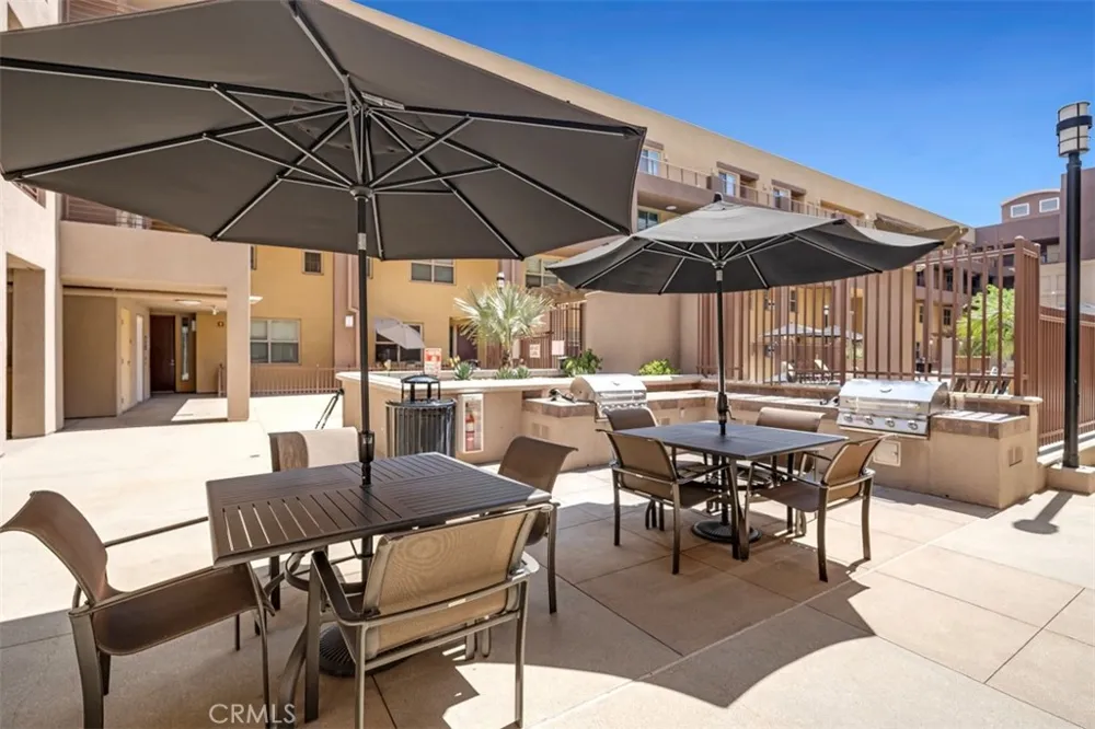 201 E Angeleno Avenue #326 Burbank, CA 91502