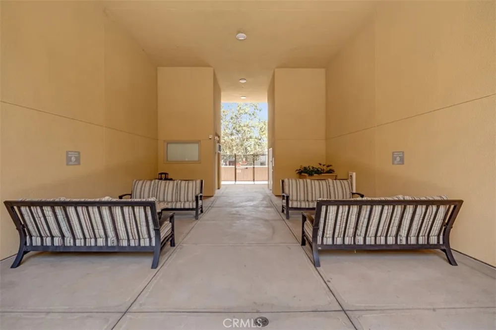201 E Angeleno Avenue #326 Burbank, CA 91502