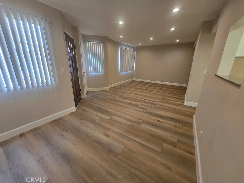1010 E Maple #6 Glendale, CA 91205