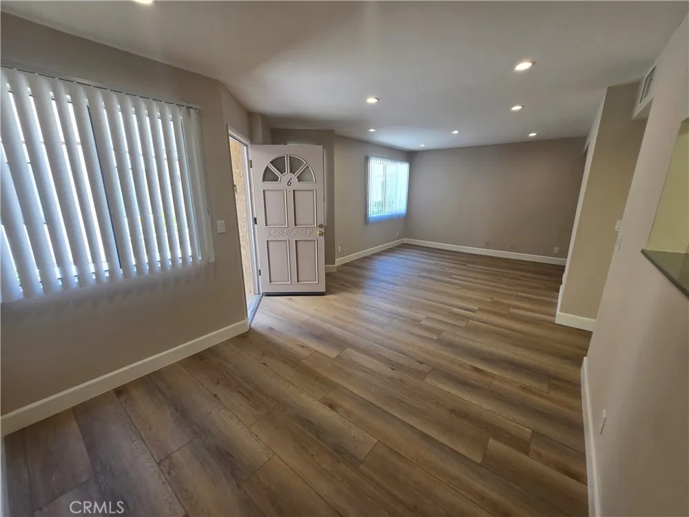 1010 E Maple #6 Glendale, CA 91205
