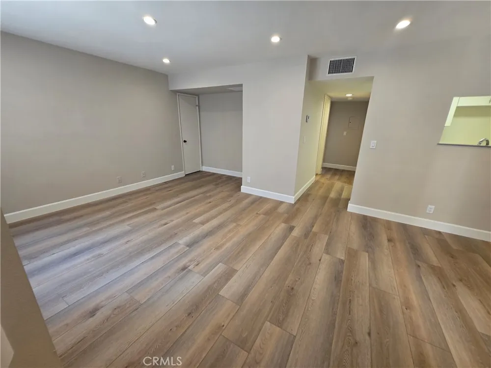 1010 E Maple #6 Glendale, CA 91205