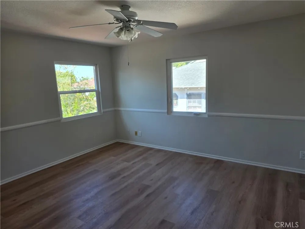 3255 Henrietta Glendale, CA 91214