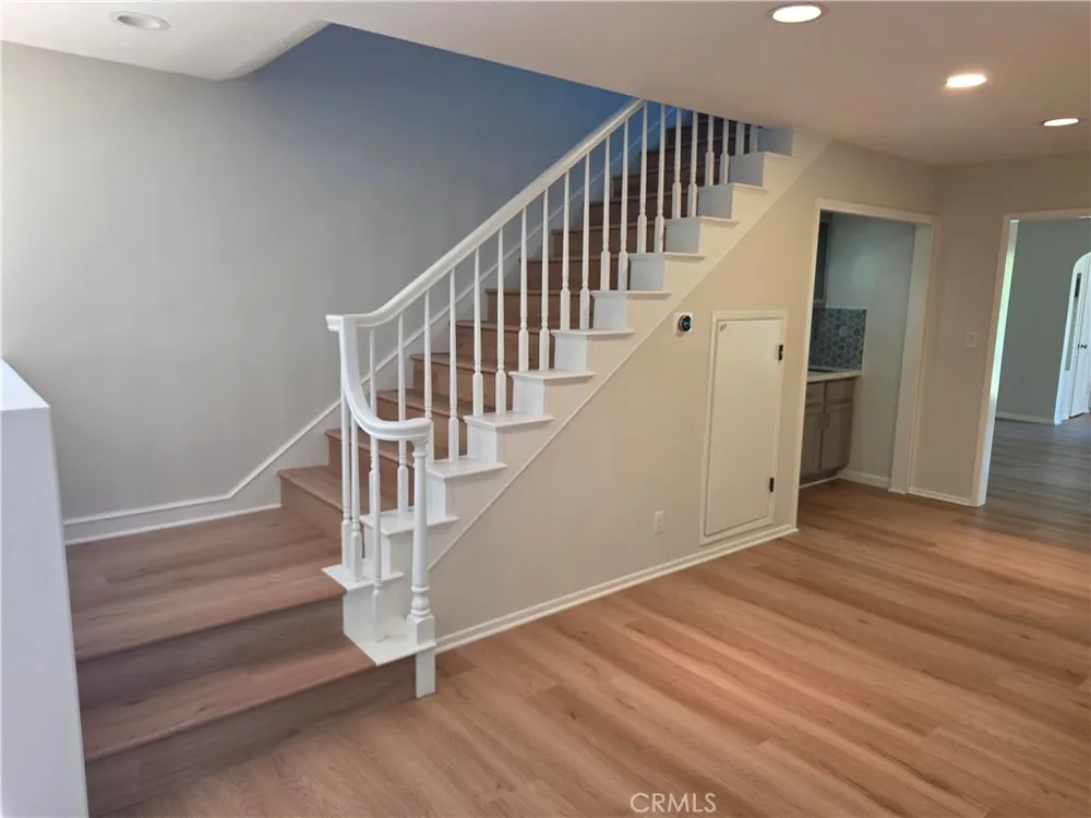 3255 Henrietta Glendale, CA 91214