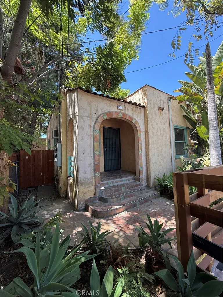 1347 Citrus Los Angeles, CA 90028
