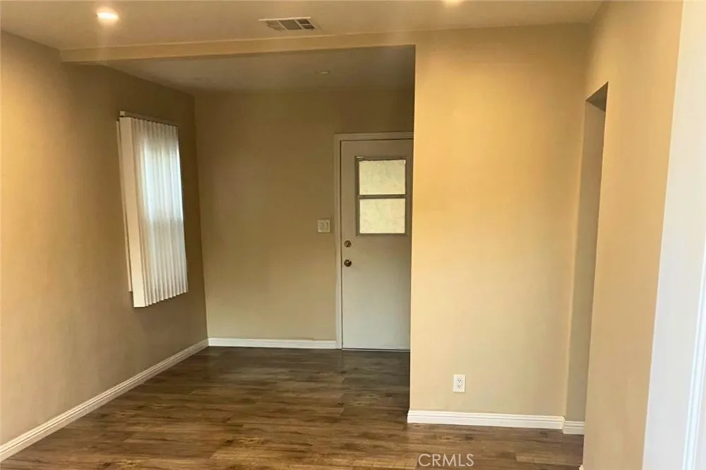 545 E Palmer #C Glendale, CA 91205