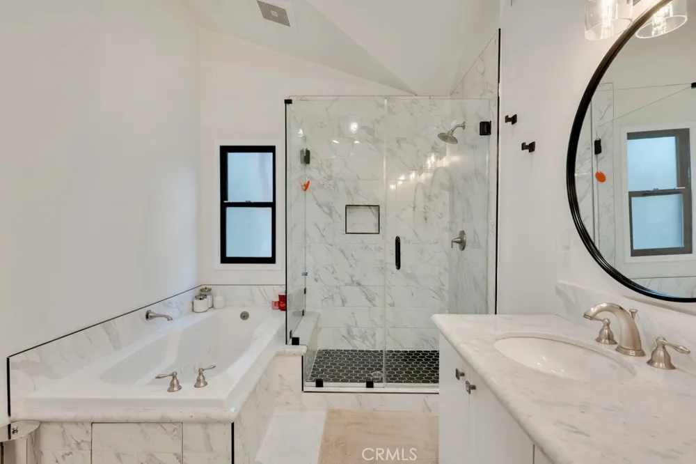 6013 Lubao Avenue Woodland Hills, CA 91367