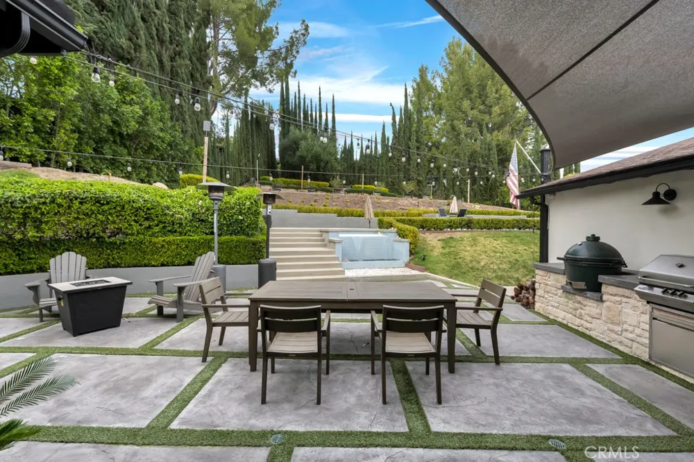 6013 Lubao Avenue Woodland Hills, CA 91367