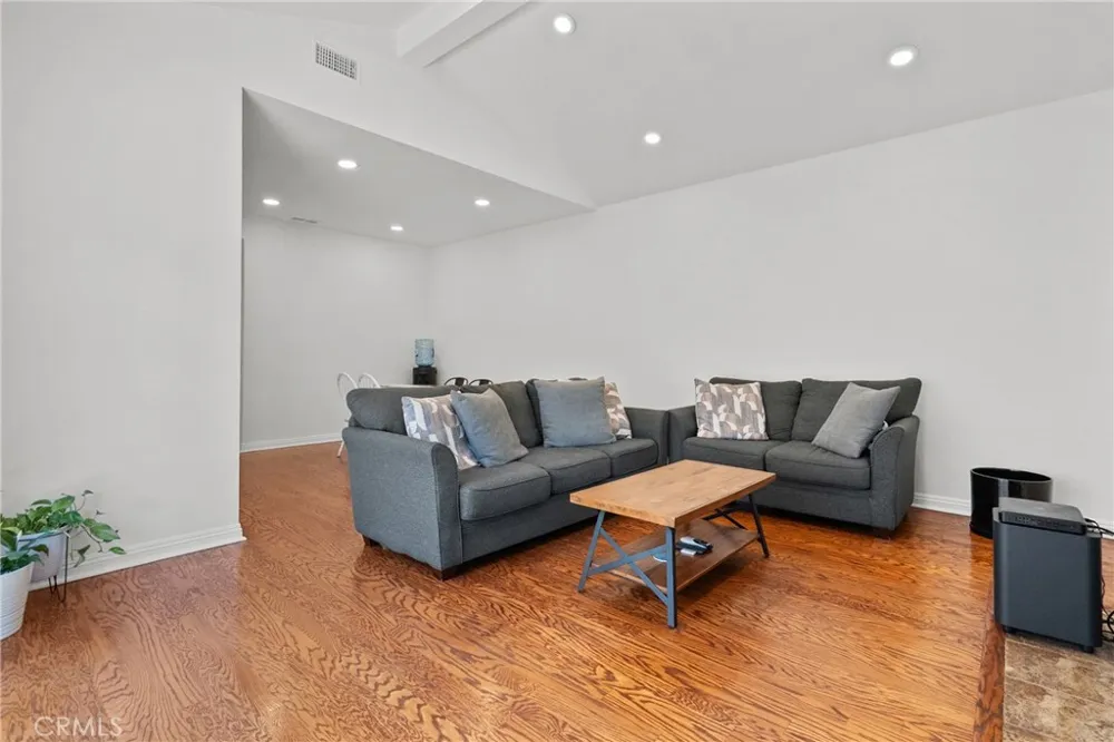 20230 Keswick #3 Winnetka, CA 91306