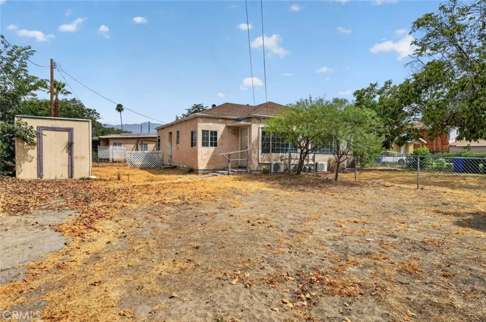938 E 2nd Street #B San Bernardino, CA 92408