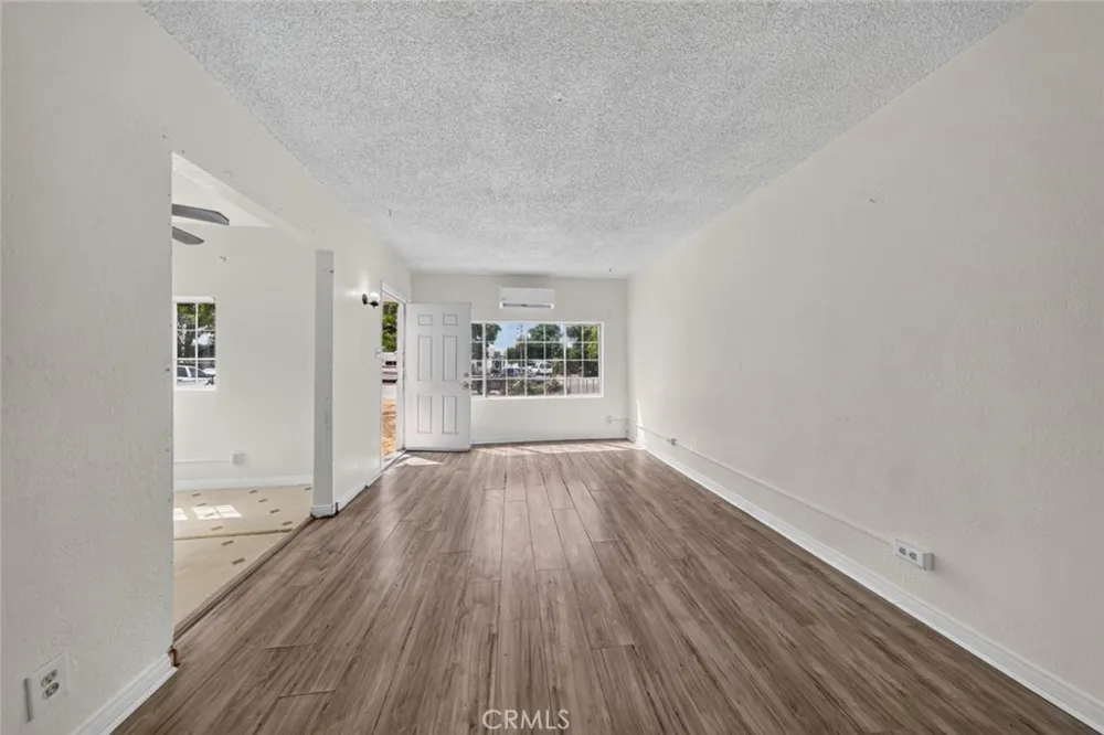 938 E 2nd Street #B San Bernardino, CA 92408