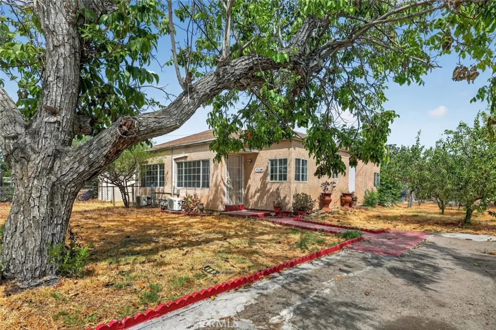 938 E 2nd Street #B San Bernardino, CA 92408