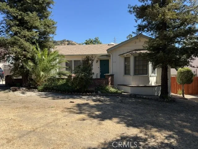 1824 Oakwood Avenue Glendale, CA 91208