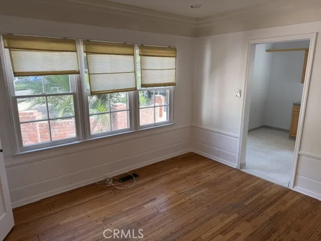 1824 Oakwood Avenue Glendale, CA 91208