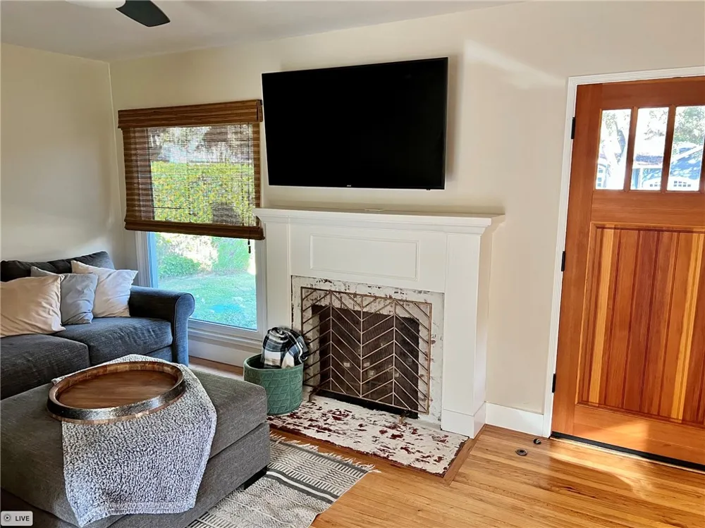 4319 Bel Aire La Canada Flintridge, CA 91011