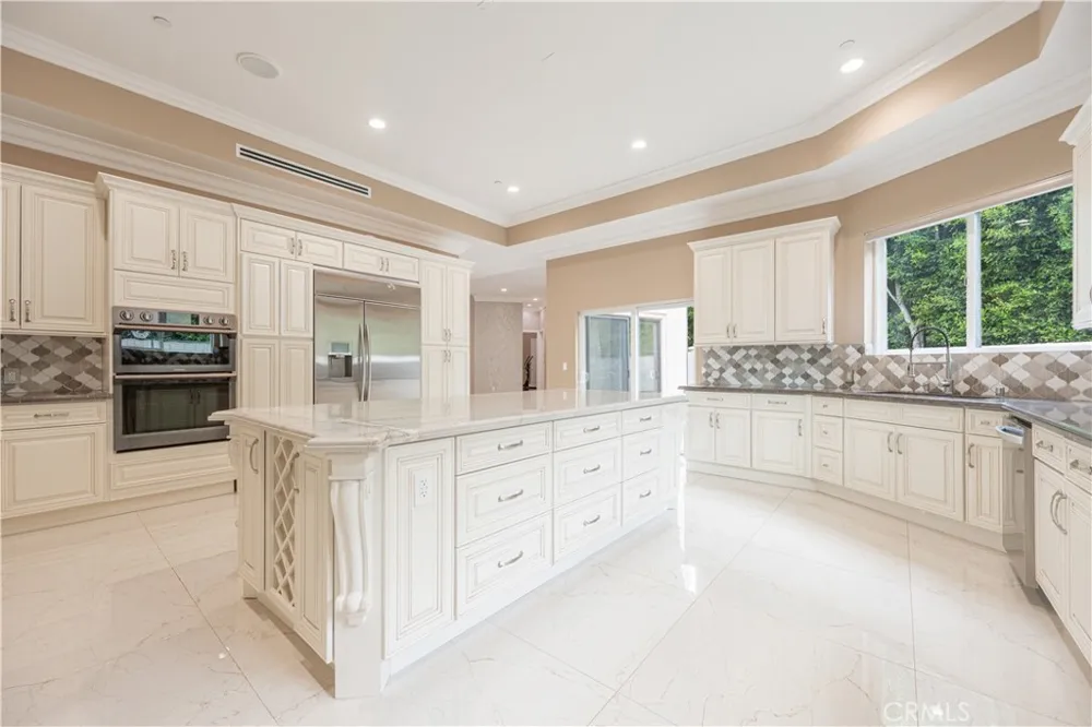 6554 Ethel Avenue Valley Glen, CA 91606