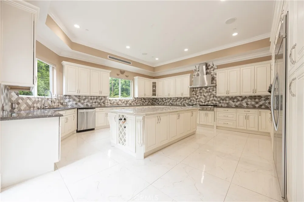 6554 Ethel Avenue Valley Glen, CA 91606