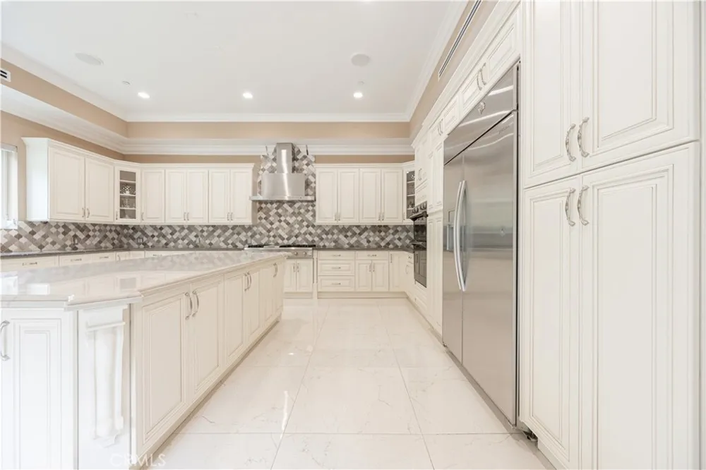 6554 Ethel Avenue Valley Glen, CA 91606
