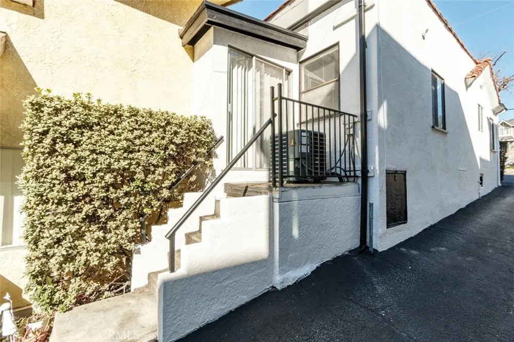 2230 Montrose Avenue #A Montrose, CA 91020