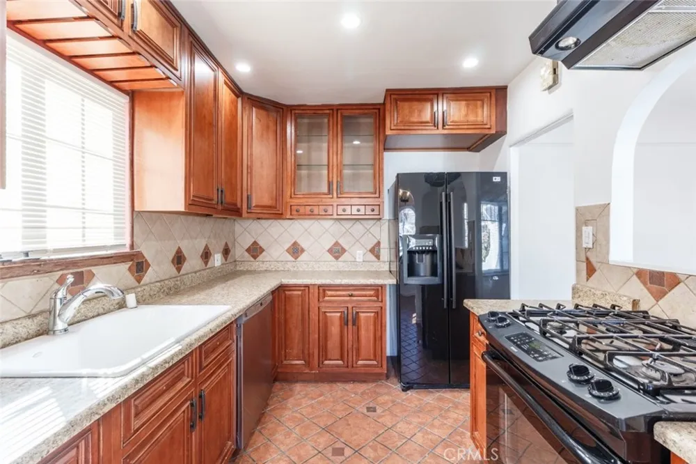 2230 Montrose Avenue #A Montrose, CA 91020