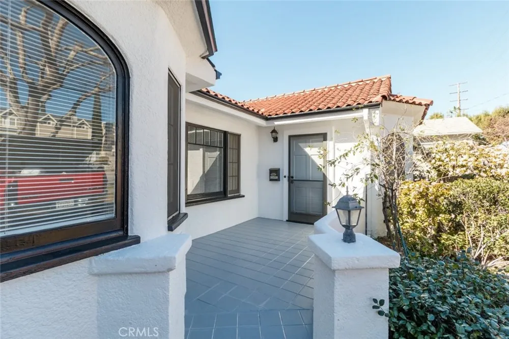 2230 Montrose Avenue #A Montrose, CA 91020