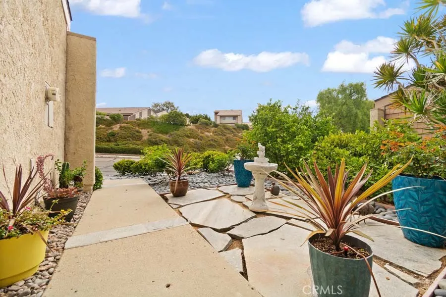 3195 Sunburst Thousand Oaks, CA 91360