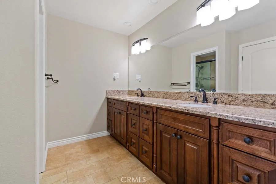 3195 Sunburst Thousand Oaks, CA 91360