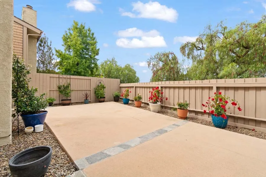 3195 Sunburst Thousand Oaks, CA 91360