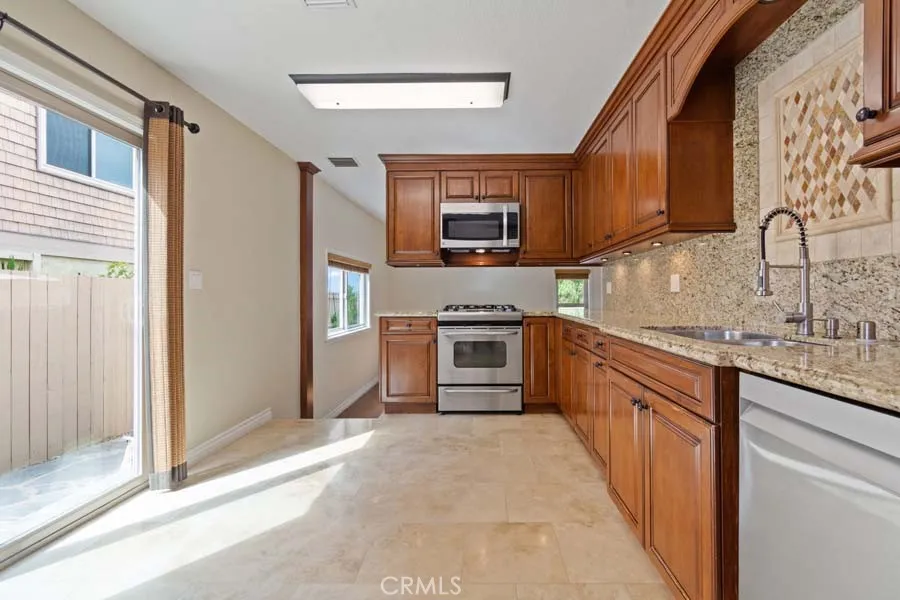 3195 Sunburst Thousand Oaks, CA 91360