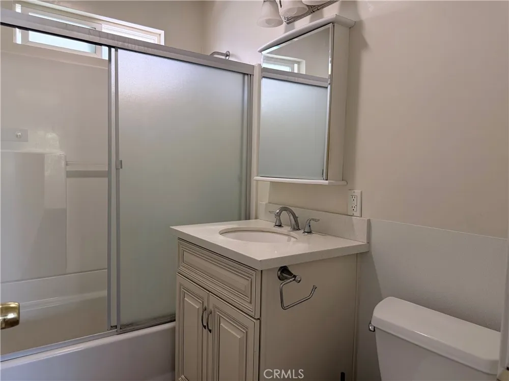 1340 Buena Vista Street #A Burbank, CA 91505