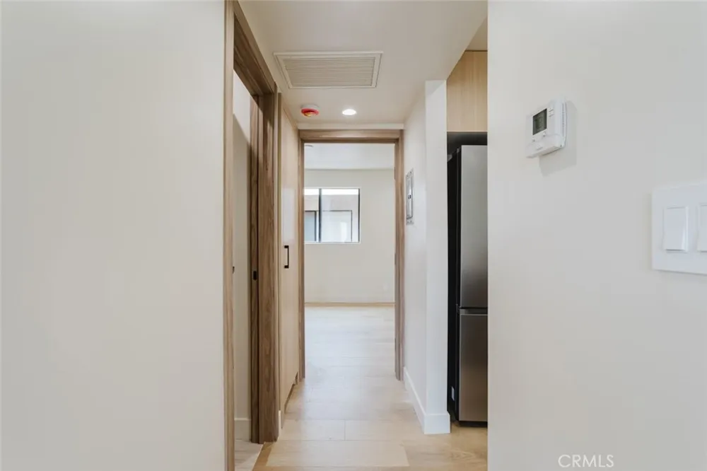 425 W Lomita Avenue Glendale, CA 91204