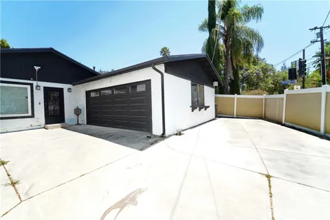 4700 Topanga Canyon