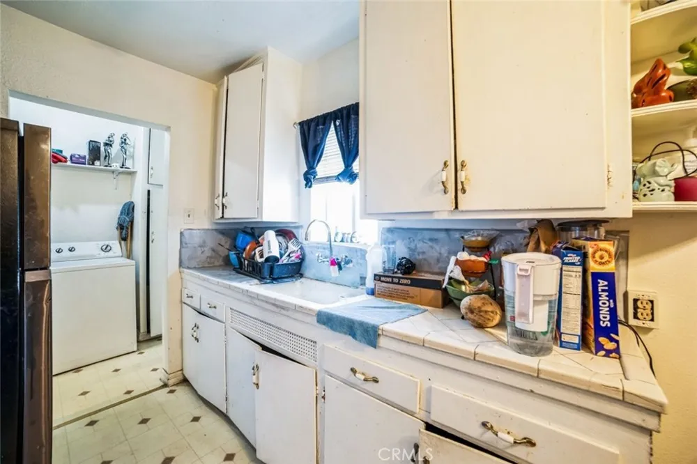 938 E 2nd Street #A San Bernardino, CA 92408