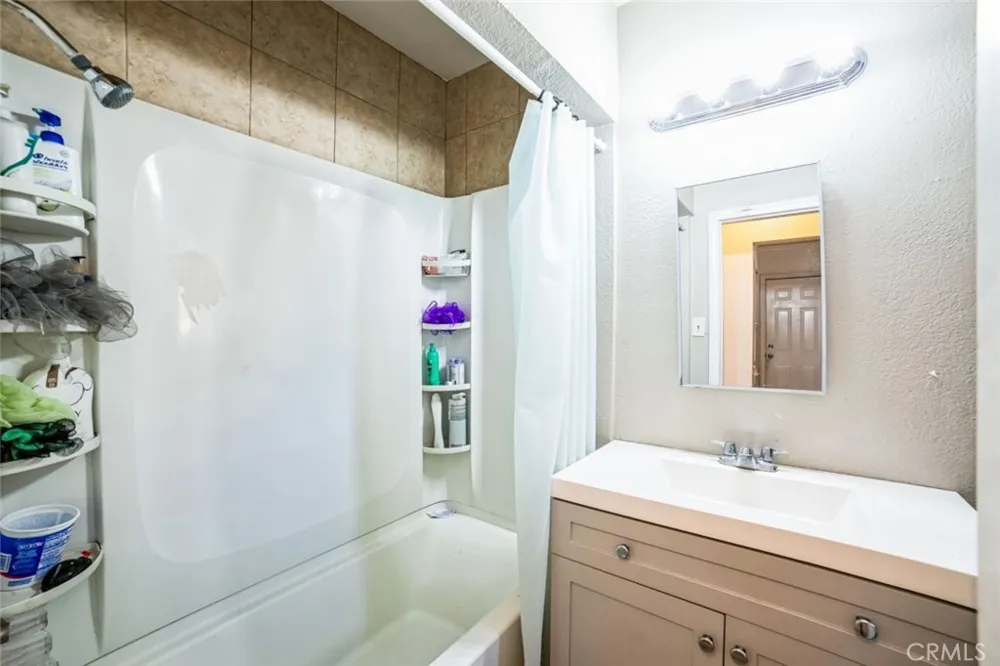 938 E 2nd Street #A San Bernardino, CA 92408