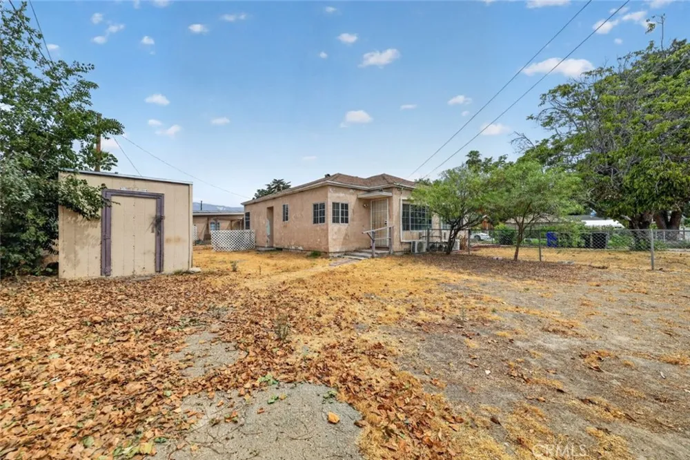 938 E 2nd Street #A San Bernardino, CA 92408
