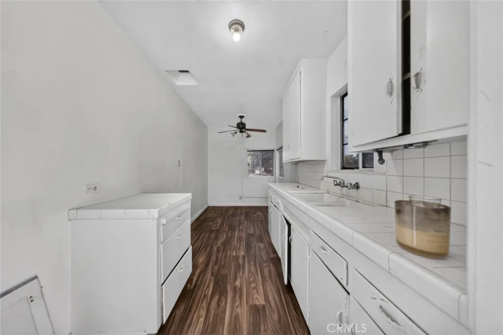 938 E 2nd Street #A San Bernardino, CA 92408