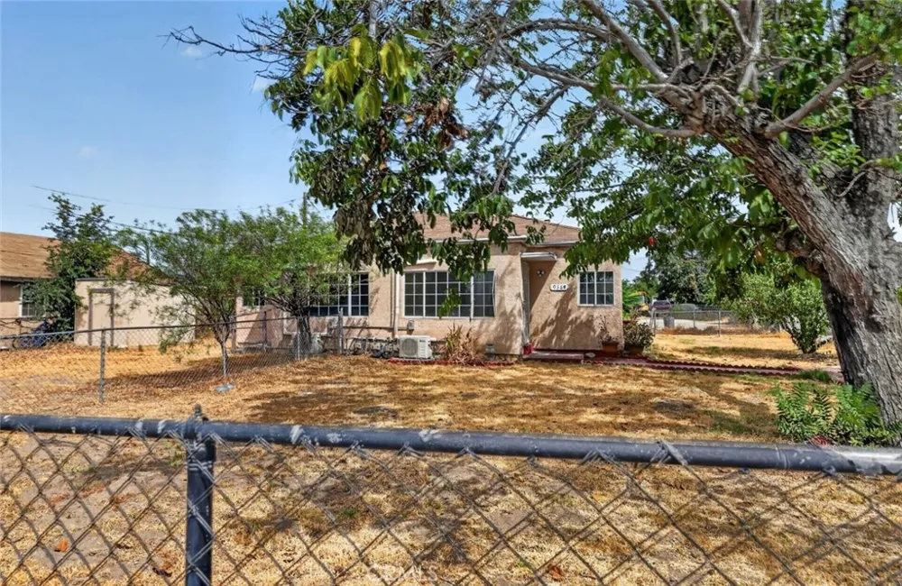 938 E 2nd Street #A San Bernardino, CA 92408