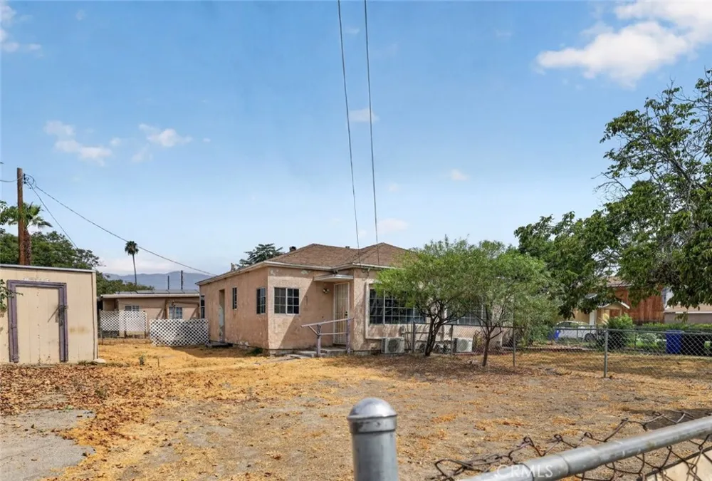 938 E 2nd Street #A San Bernardino, CA 92408