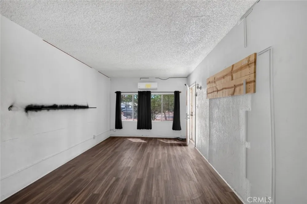 938 E 2nd Street #A San Bernardino, CA 92408