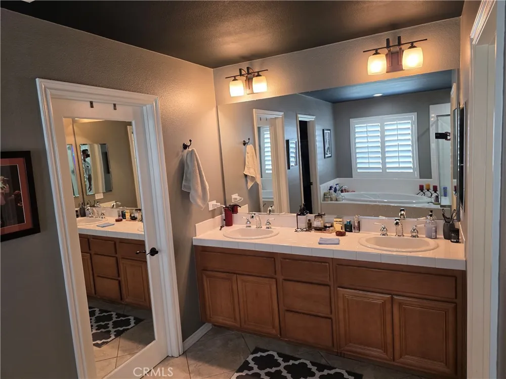 5448 Biella Court Fontana, CA 92336
