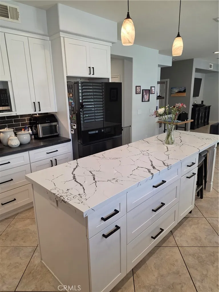 5448 Biella Court Fontana, CA 92336