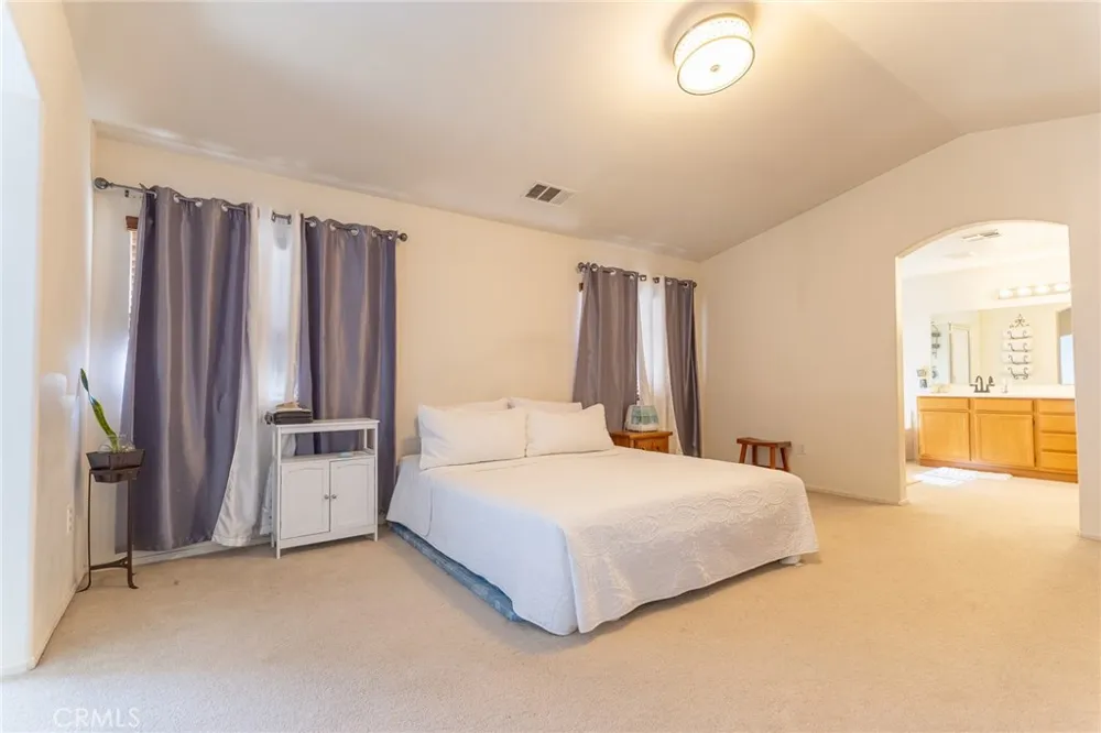 14415 Nicolas Way Adelanto, CA 92301
