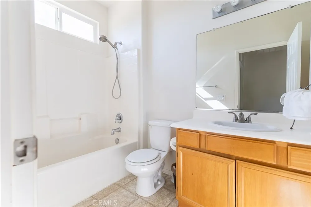 14415 Nicolas Way Adelanto, CA 92301