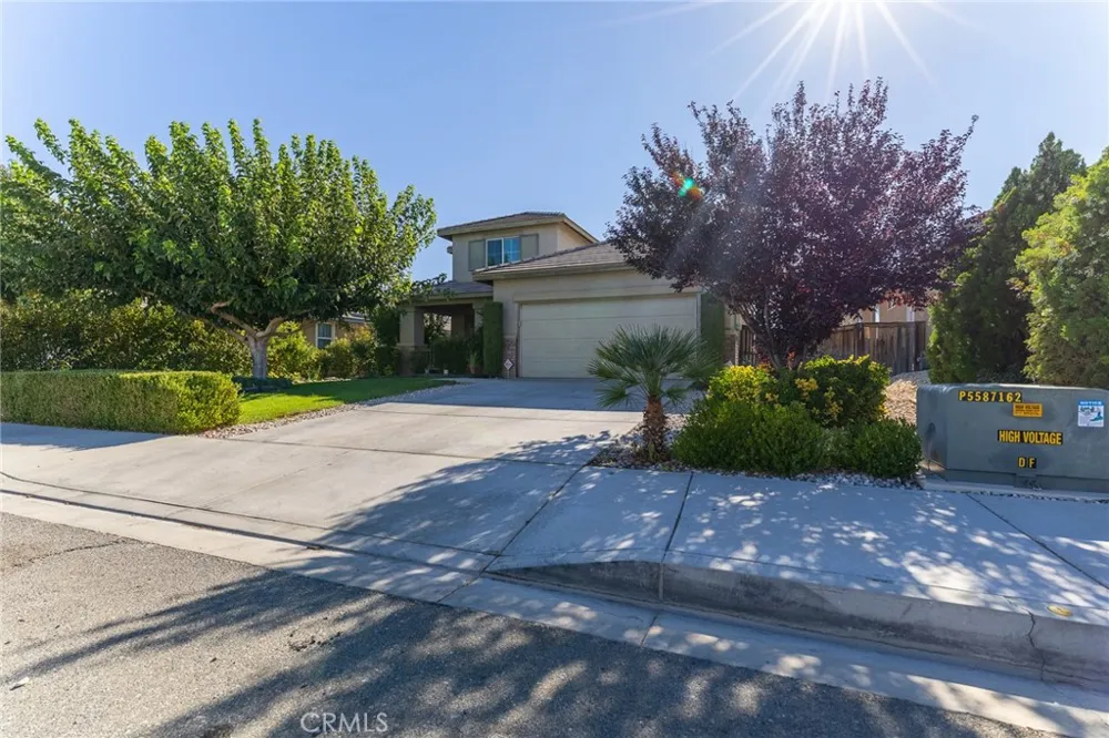 14415 Nicolas Way Adelanto, CA 92301