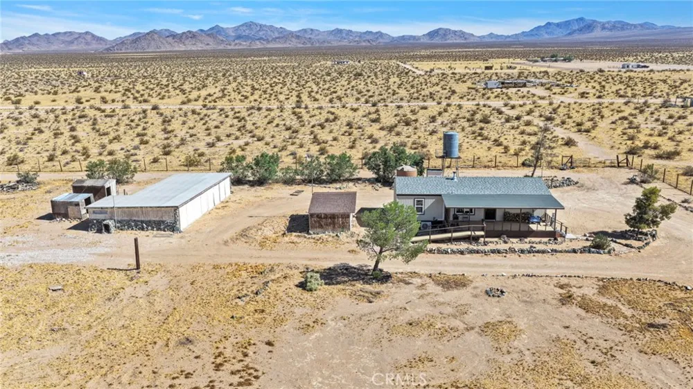 35980 Lantana Lucerne Valley, CA 92356